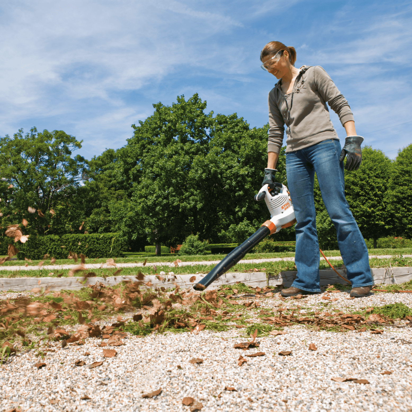STIHL BGE 81 Souffleur électrique