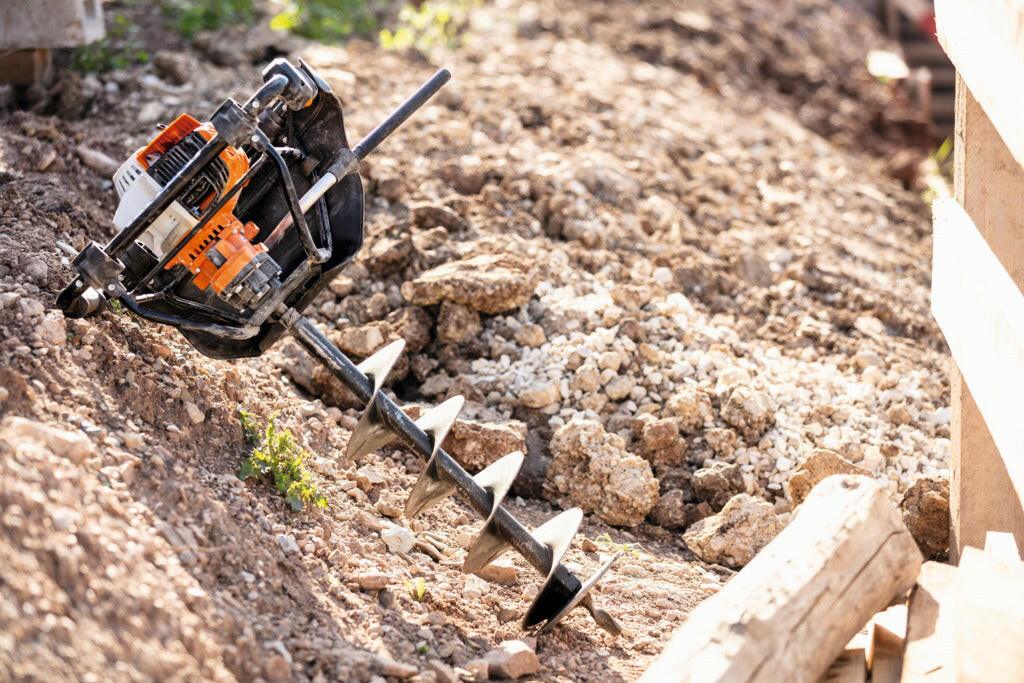 STIHL BT 131 Tarière thermique monopersonne
