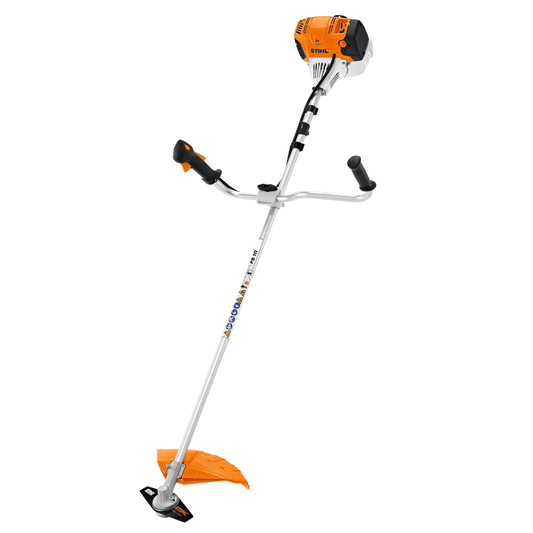 STIHL FS 111 Débroussailleuse Thermique - Lame herbe 230-2