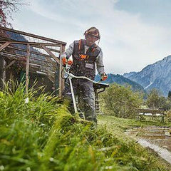 STIHL FS 131 Benzine Bosmaaier - Grassnijblad 230-2
