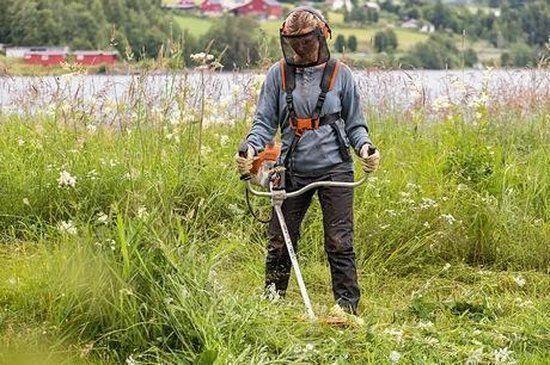 STIHL FS 240 Débroussailleuse thermique