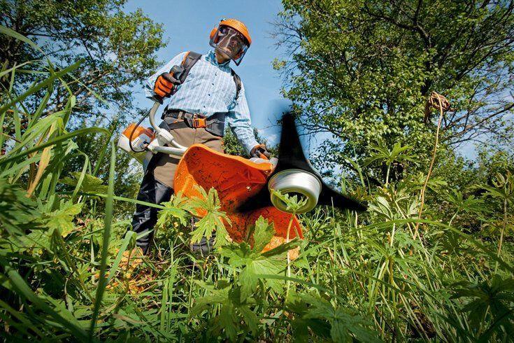 STIHL FS 240 Débroussailleuse thermique