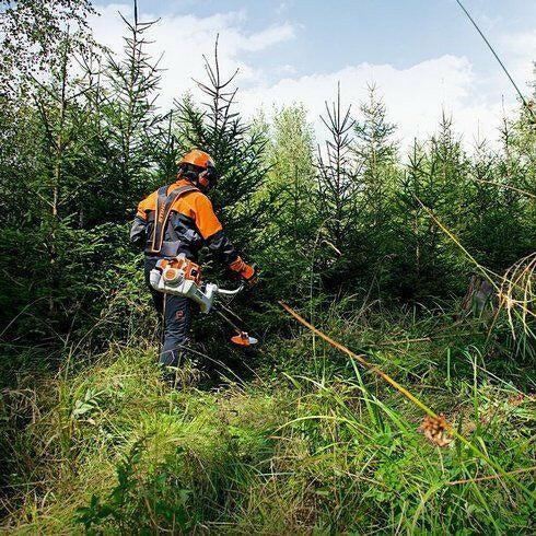 STIHL FS 461 C-EM Débroussailleuse thermique - Lame 300-3 à trois dents