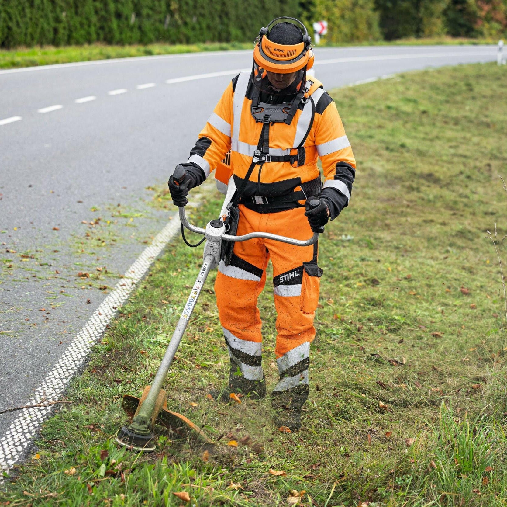 STIHL FS 561 C-EM Débroussailleuse thermique - Lame de scie 225-24