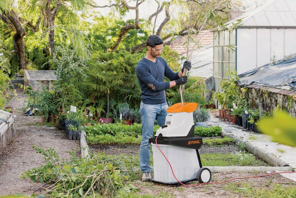 STIHL GHE 140 L Broyeur de végétaux électrique