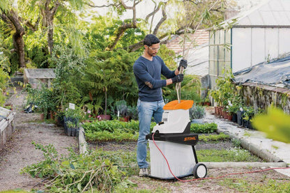 STIHL GHE 140 L Broyeur de végétaux électrique