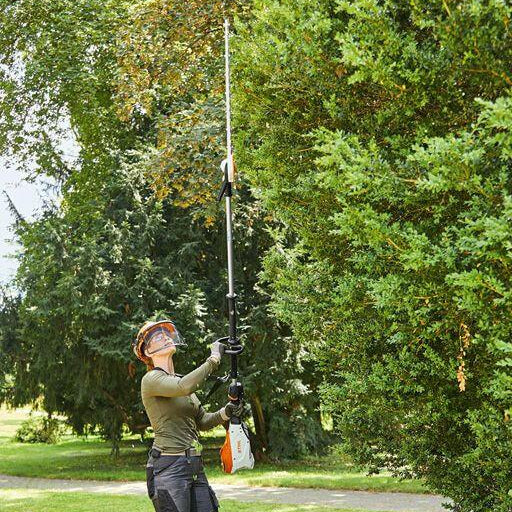 STIHL HLA 135 K taille-haies sur perche à batterie (corps seul)