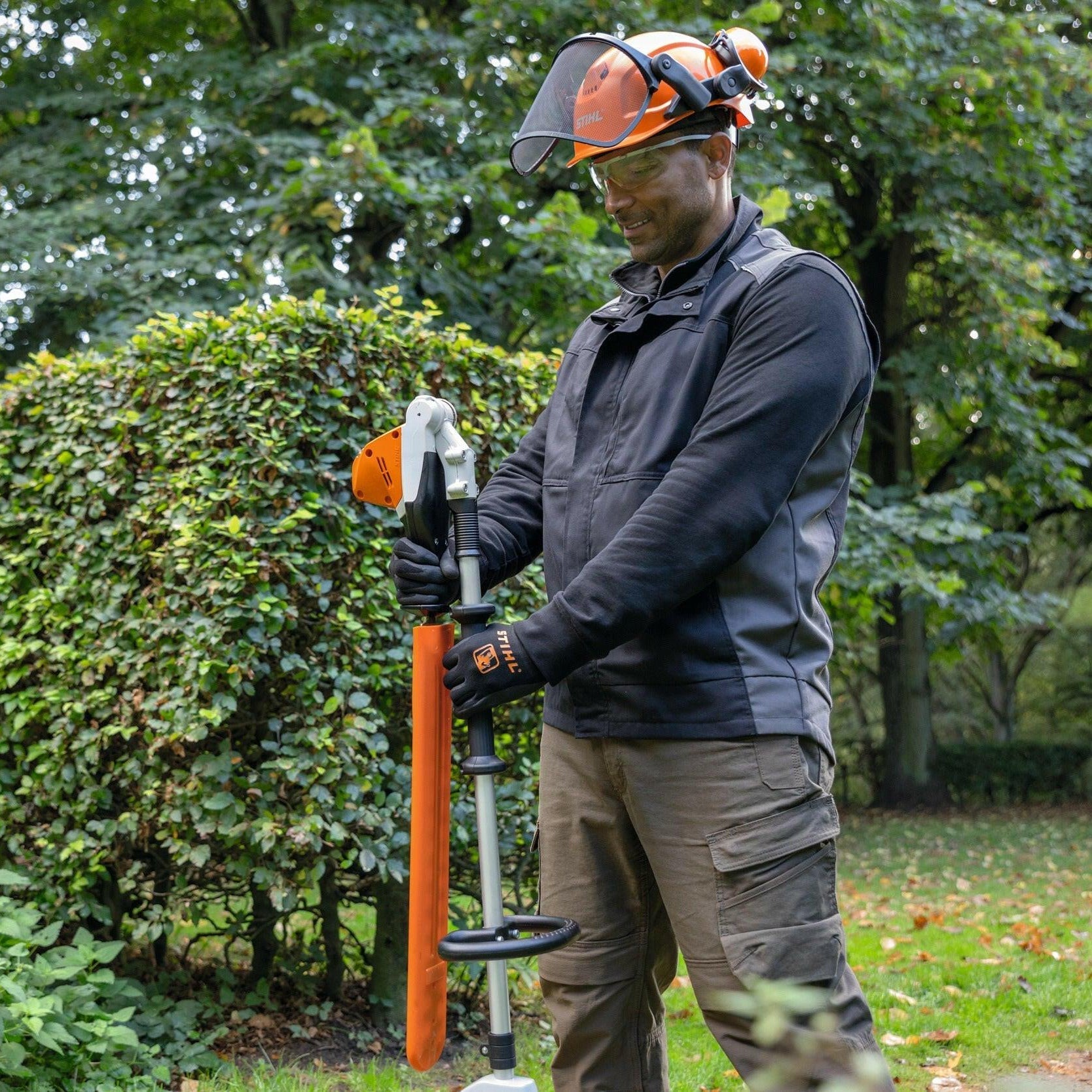 STIHL HLA 66 Taille-haie sur perche à batterie - Outil nu
