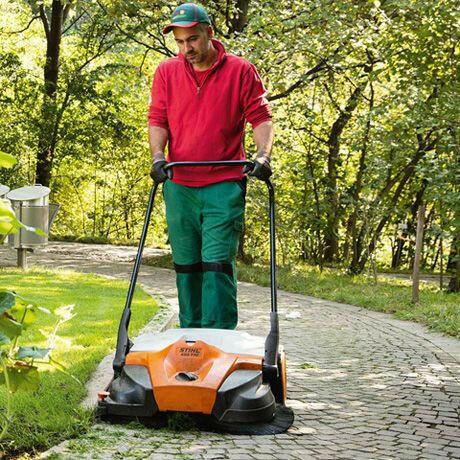 STIHL KGA 770 Balayeuse à batterie - Version nue