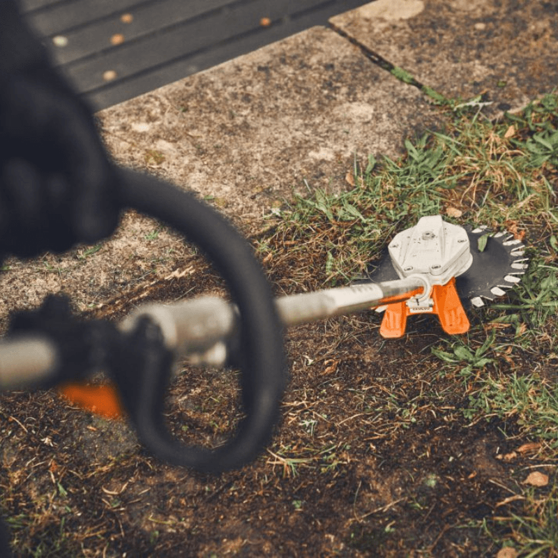 STIHL KMA 200.0 R Moteur Combi à batterie – Corps seul