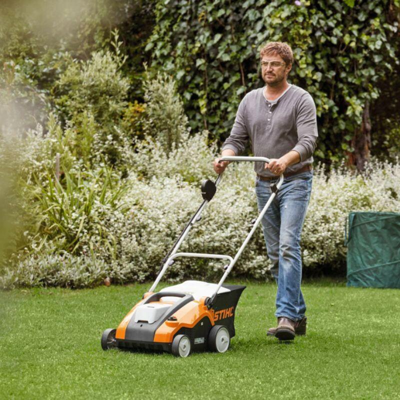 STIHL RLA 240 Scarificateur à batterie - Incl. batterie AK 30 S et chargeur