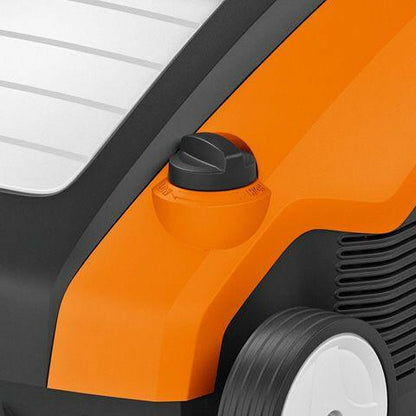 STIHL RLA 240 Scarificateur à batterie - Incl. batterie AK 30 S et chargeur