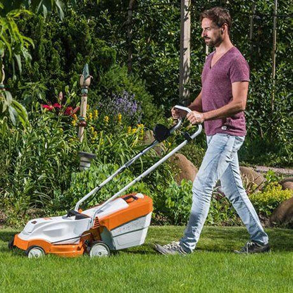 STIHL RMA 235.1 Tondeuse à batterie incl. batterie AK 20 & chargeur