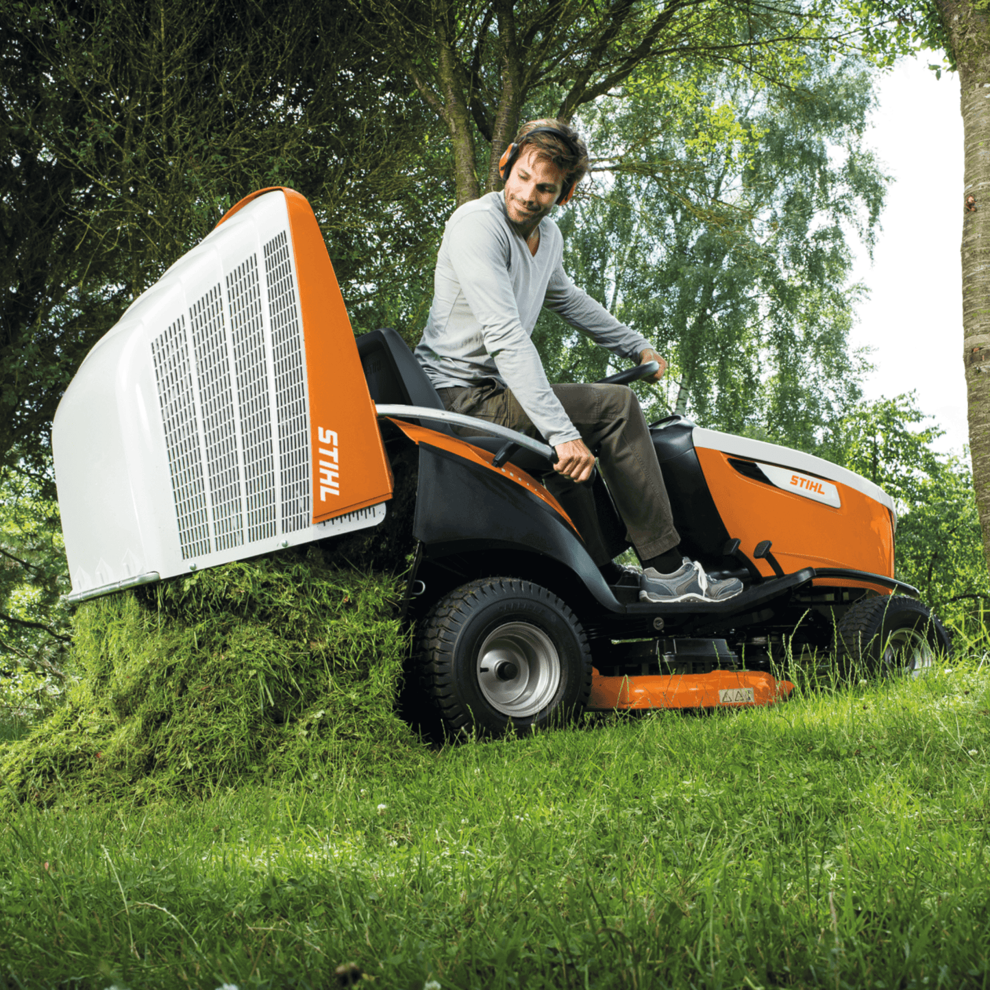 STIHL RT 6112 ZL Tondeuse autoportée thermique