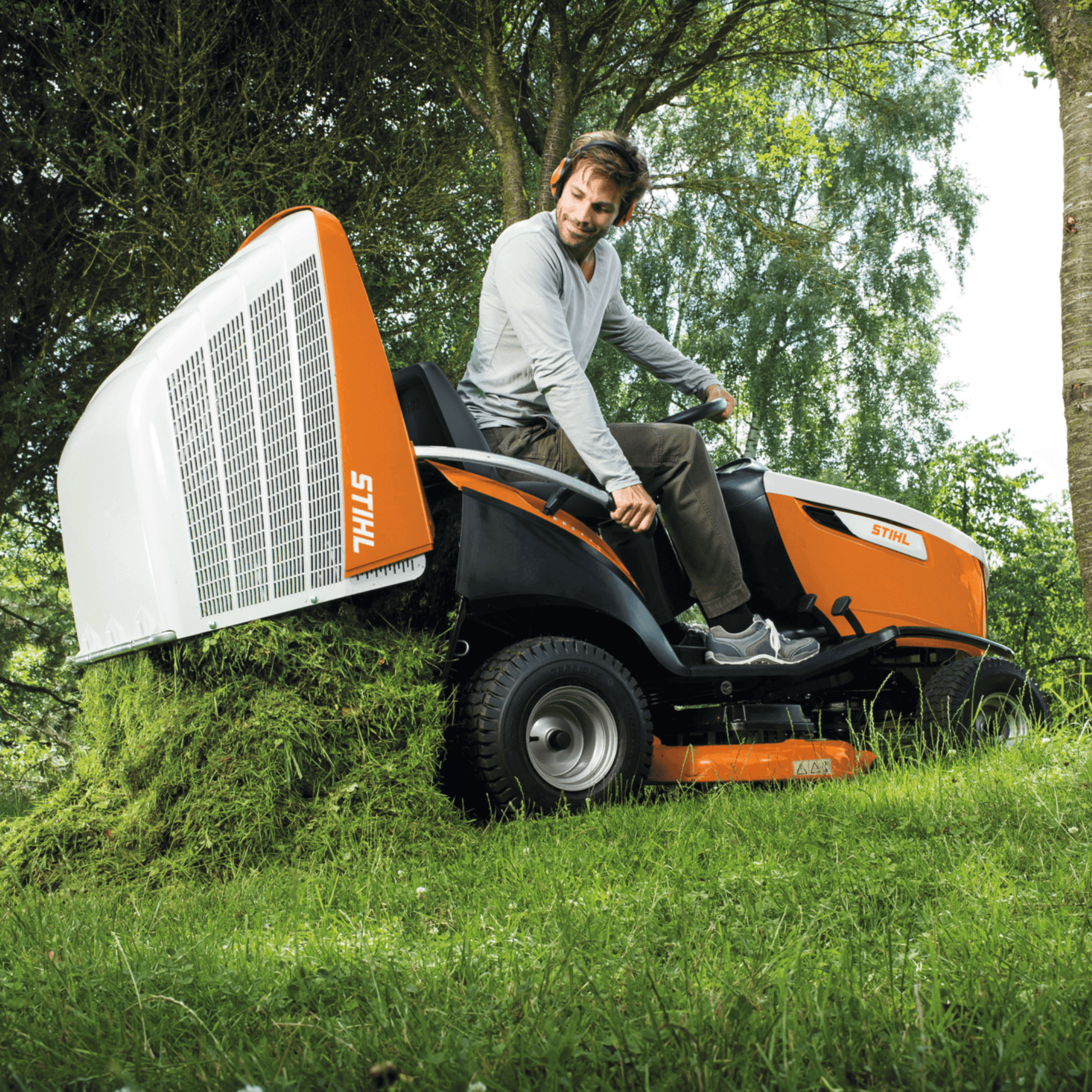STIHL RT 6112 ZL Tondeuse autoportée thermique