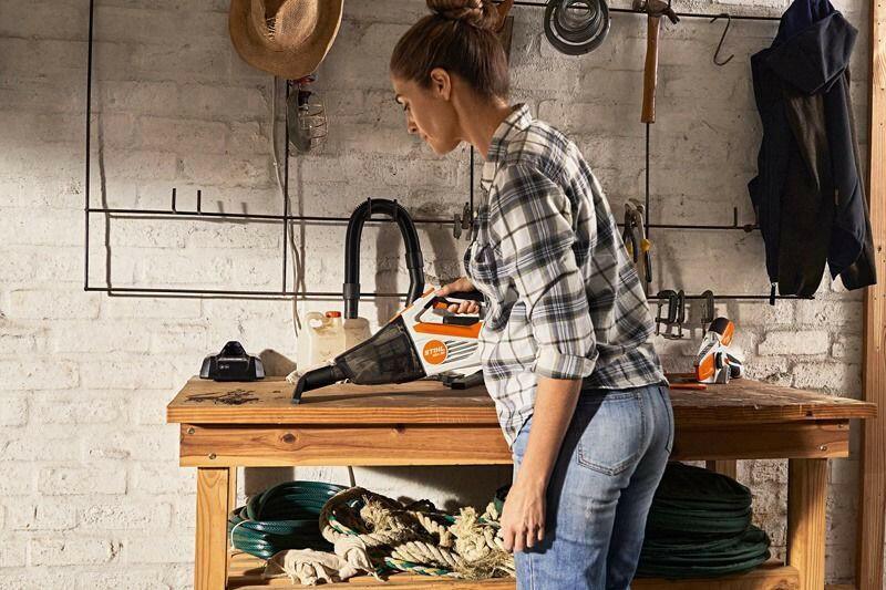 STIHL SEA 20 Aspirateur à main à batterie + batterie AS 2 & chargeur AL 1