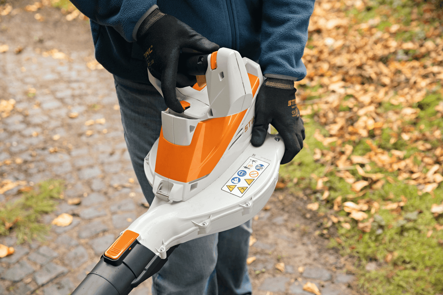 STIHL SHA 56 Aspirateur-souffleur à batterie - Outil nu
