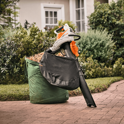 STIHL SHA 56 Aspirateur-souffleur-broyeur à batterie – avec batterie et chargeur
