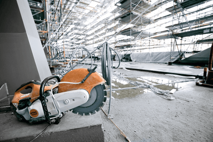 STIHL TS 420 Découpeuse thermique